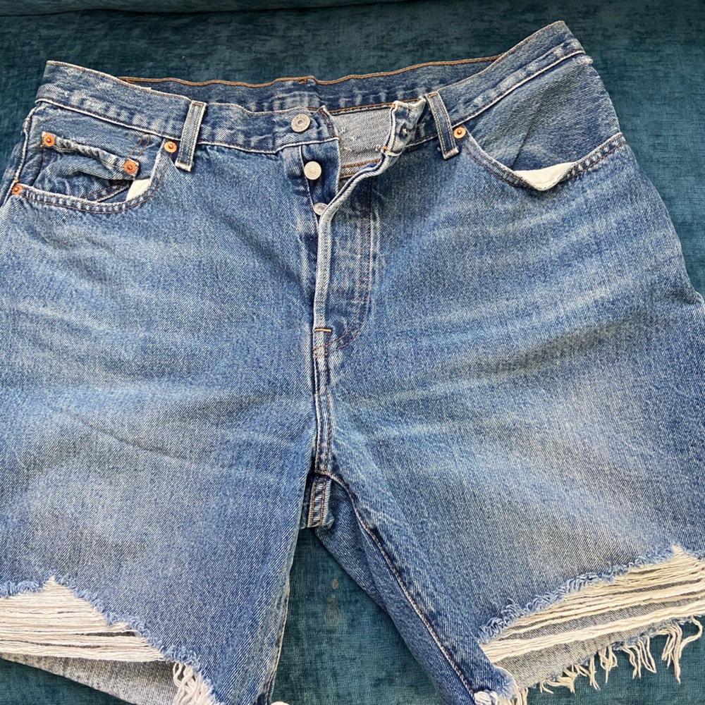 Levi’s 501s 90s button up  Blue Denim Cutoff Shorts 33w